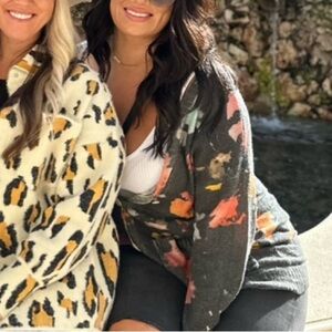 BRODIE SUPERNOVA OVERSIZED CARDIGAN IN ORGANIC WHITE/SUPER NOVA PRINT